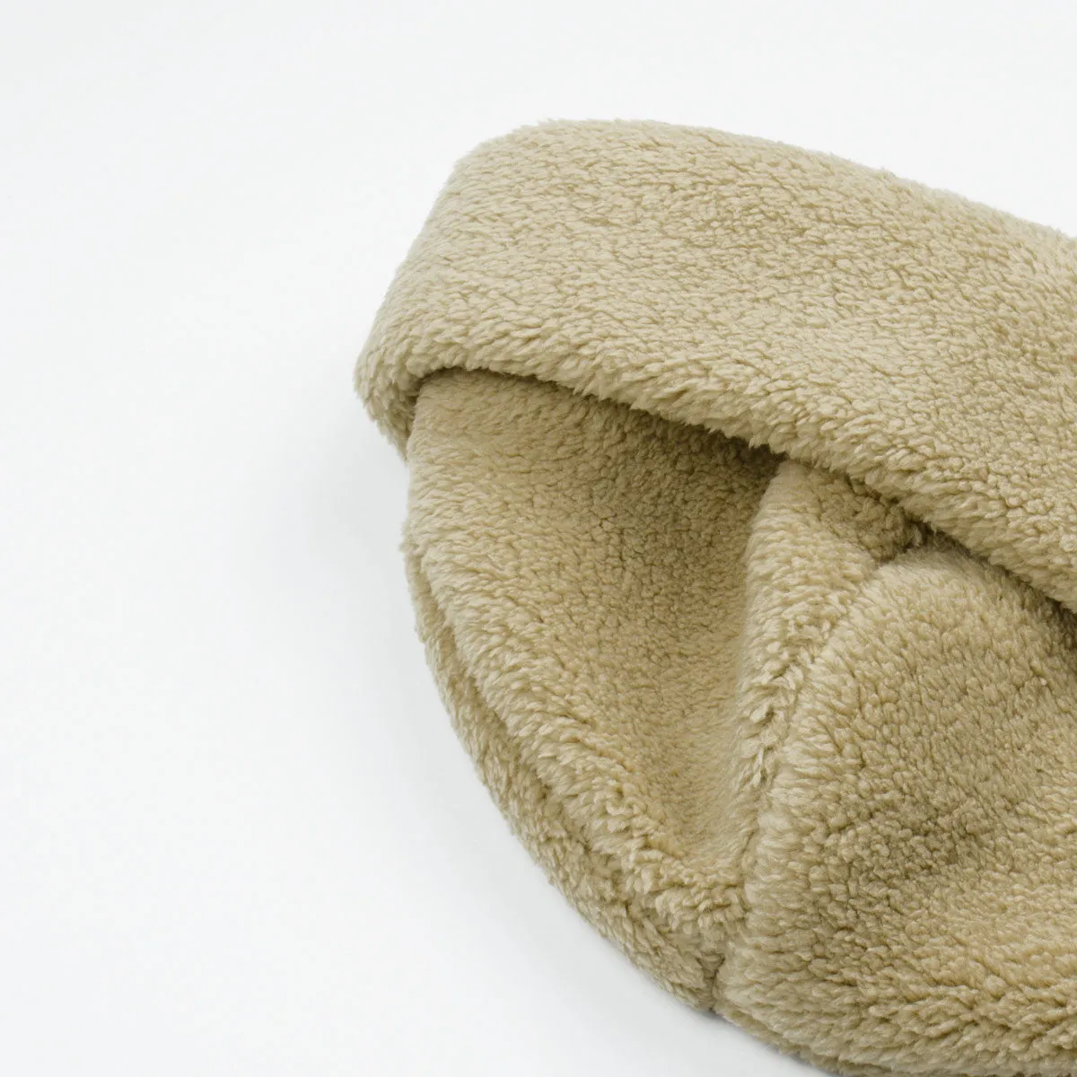 cableami - Boa Fleece Drawcord Hat - Beige