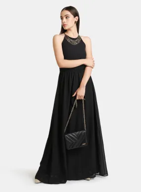 Neck Detailed Maxi Dress