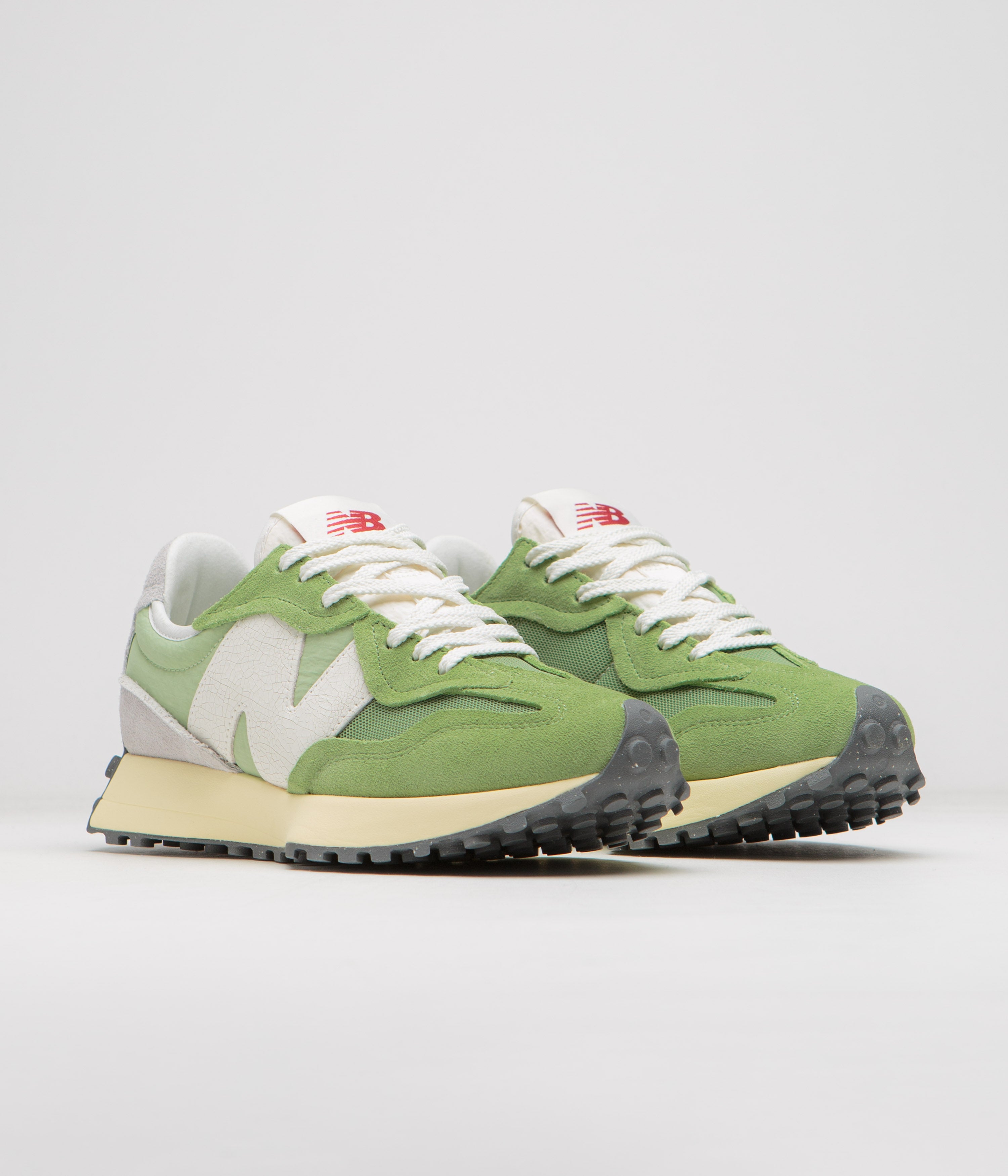 New Balance 327 Shoes - Chive