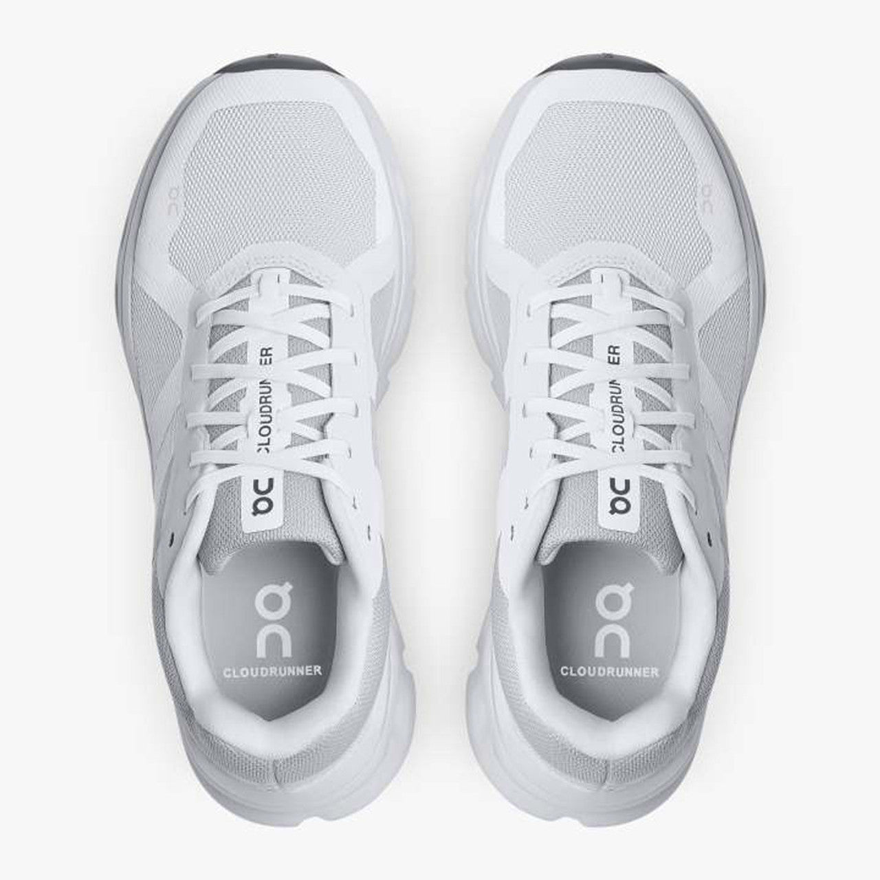 'On Running' Women's Cloudrunner - White / Frost